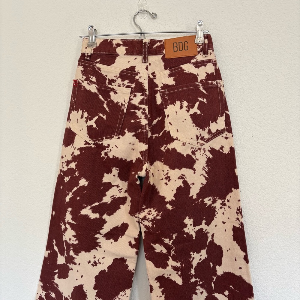 BDG Urban Outfitters High & Wide Jean Cow Print - Picture 7 of 8